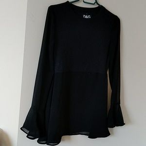 D&G Sheer and Knit top